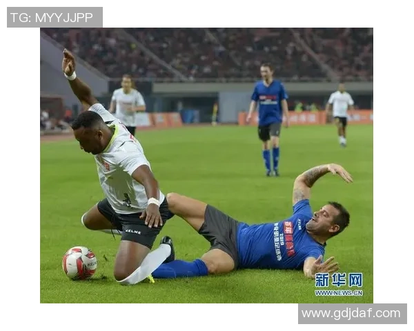 足球明星挑战新领域轮滑技巧大赛精彩纷呈引发热议